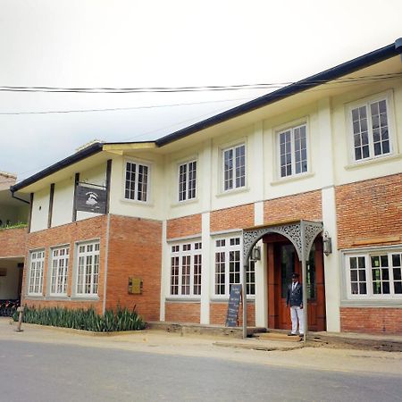 Railway Lodge Hostel Hatton Esterno foto